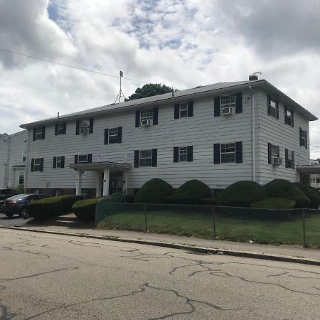 Brookside House Hotel Quincy Exterior photo